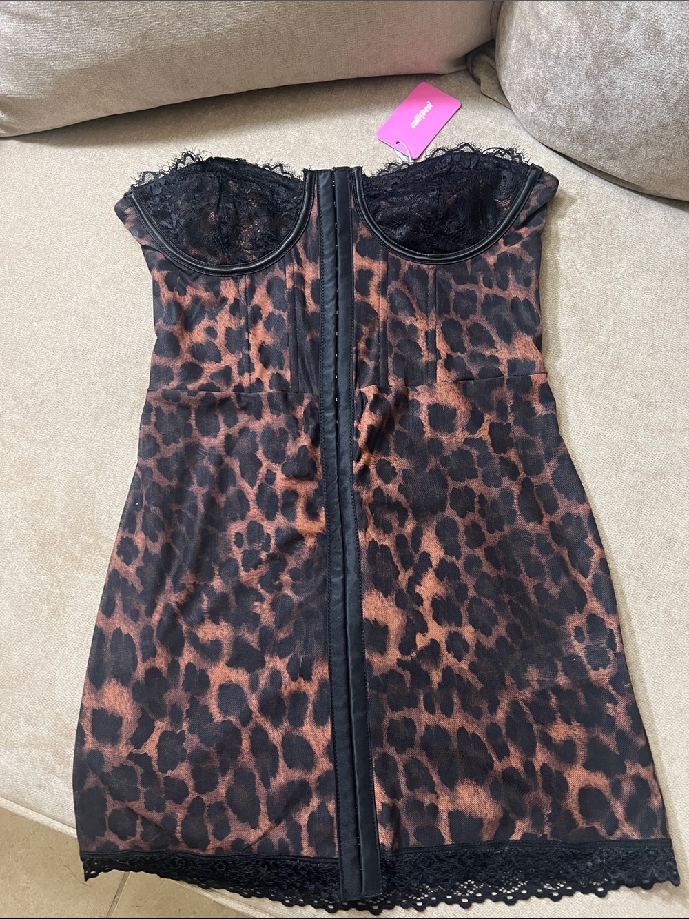 New Edikted Strapless Leopard Print Mini Dress. Size M